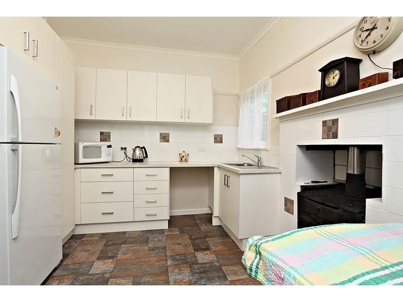 5 Glass Road, Upper Ferntree Gully VIC 3156