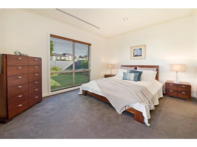 10 Sea Parade, Mentone VIC 3194