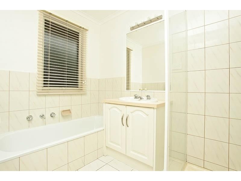 2/61 Edward Street, Macleod VIC 3085