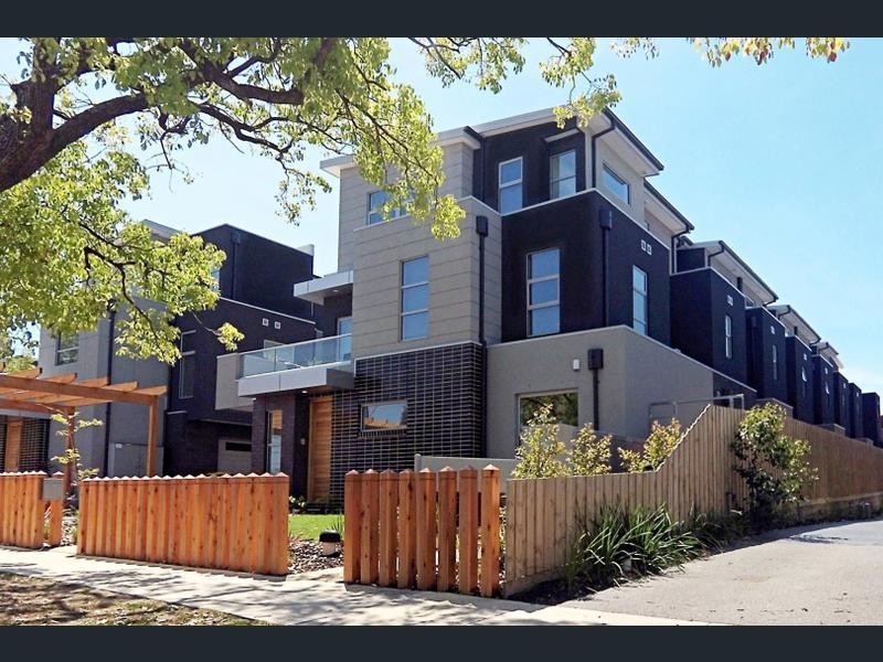 3/82 Richardson Street, Essendon VIC 3040