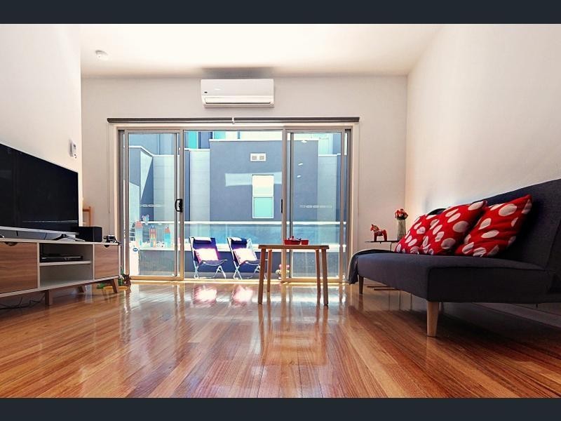 3/82 Richardson Street, Essendon VIC 3040