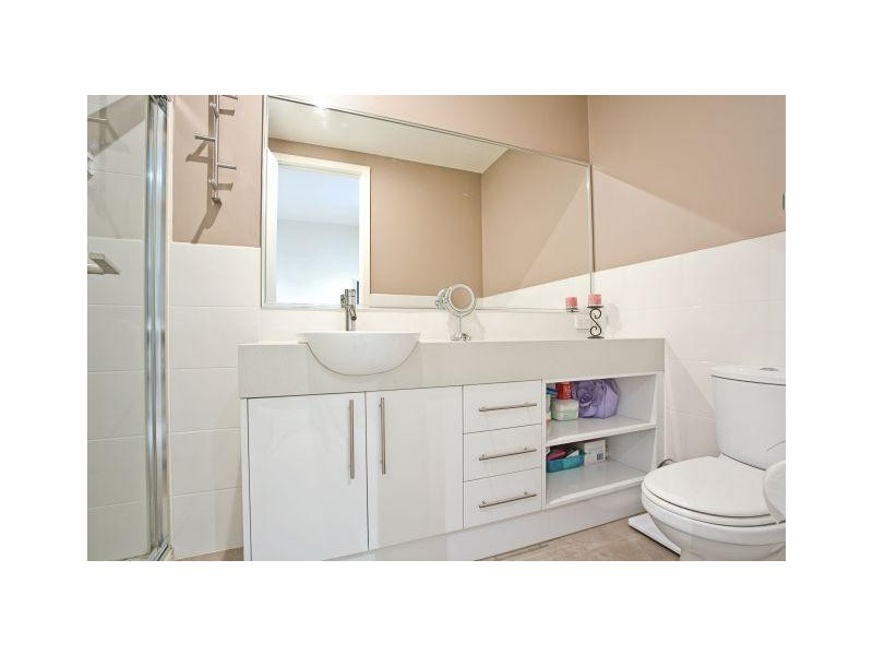 2/1036 – 1038 North Road, Bentleigh East VIC 3165