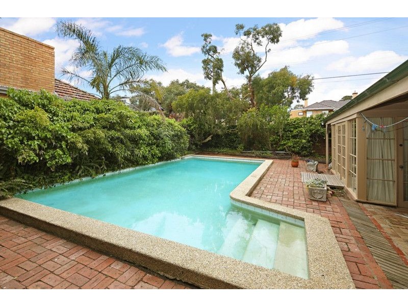 35 Glenmore Crescent, Black Rock VIC 3193