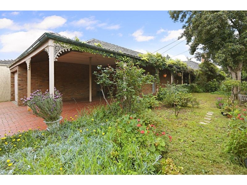 35 Glenmore Crescent, Black Rock VIC 3193