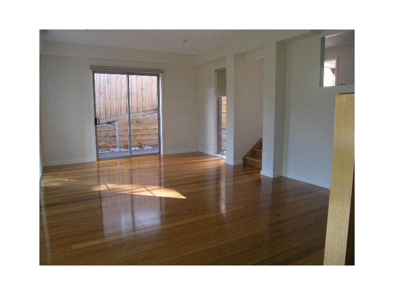 1/125 Fyffe Street, Thornbury VIC 3071