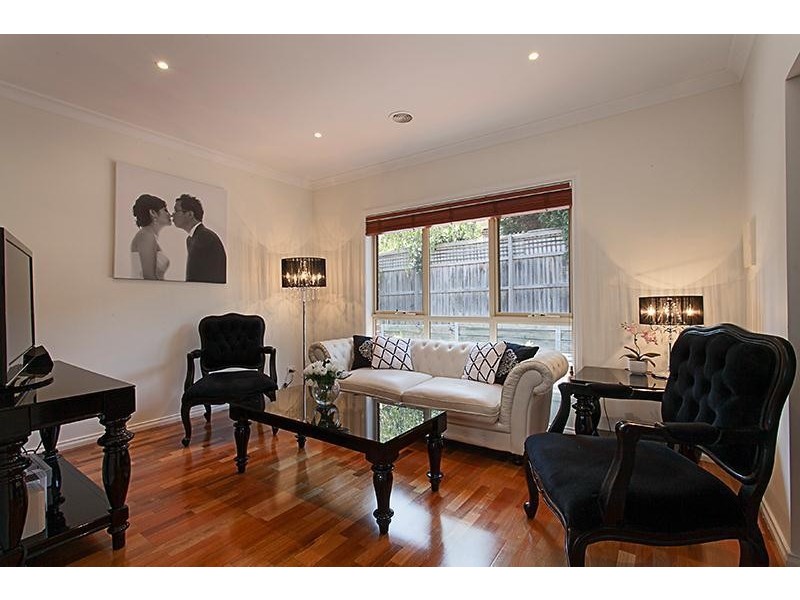 2/40 Russell Crescent, Doncaster East VIC 3109