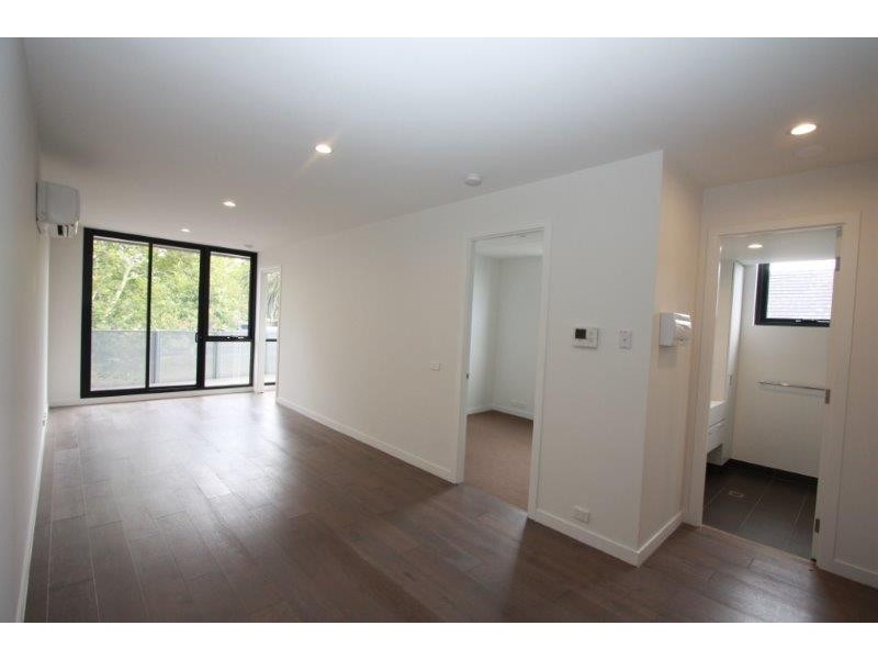 204/402-404 Dandenong Road, Caulfield North VIC 3161