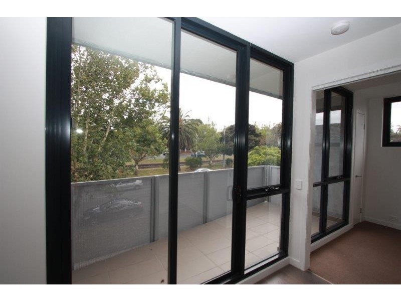 204/402-404 Dandenong Road, Caulfield North VIC 3161