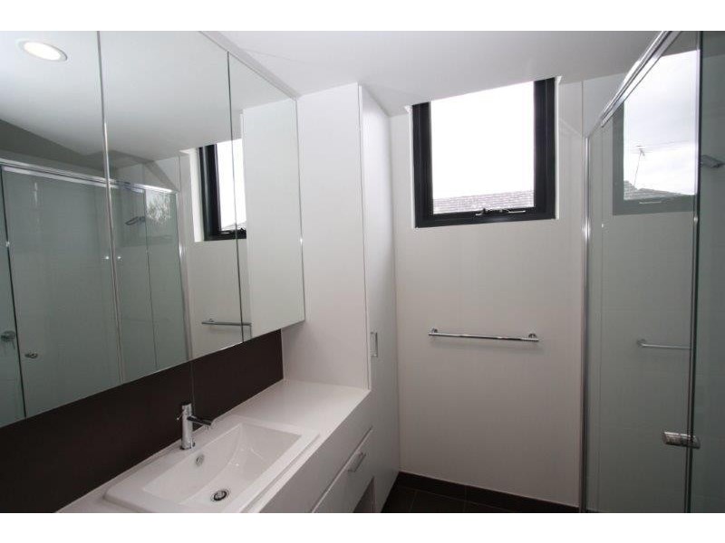 204/402-404 Dandenong Road, Caulfield North VIC 3161