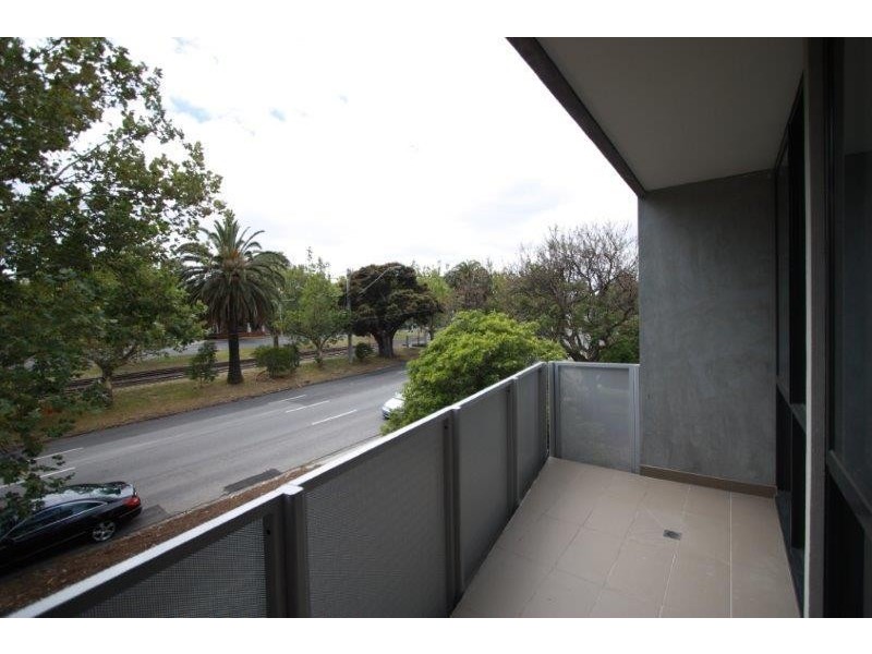 204/402-404 Dandenong Road, Caulfield North VIC 3161