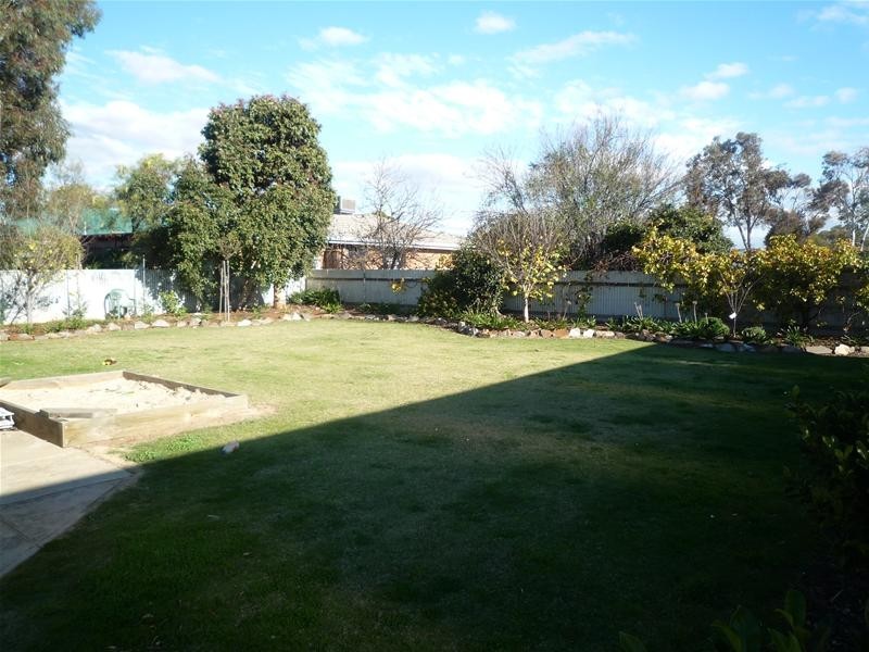 52 Ashbourne Road, Strathalbyn SA 5255