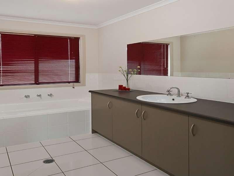 7 Lockaba Drive, Strathalbyn SA 5255