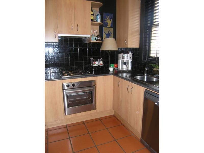 1/16-17 Marine  Parade, St Kilda VIC 3182