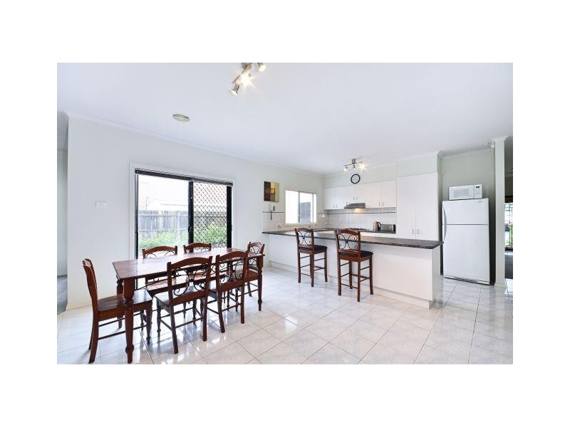 17 Aviemore Way, Point Cook VIC 3030