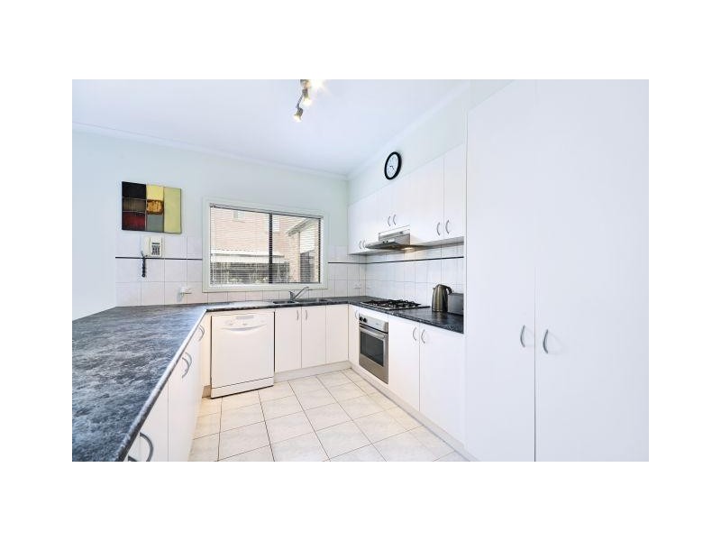 17 Aviemore Way, Point Cook VIC 3030