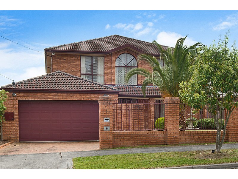 8 Brazilia Drive, Glen Waverley VIC 3150