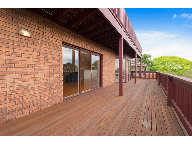8 Brazilia Drive, Glen Waverley VIC 3150