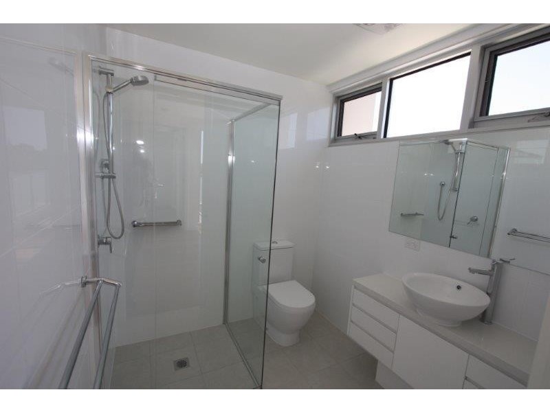 7 Brighton Road, St Kilda VIC 3182