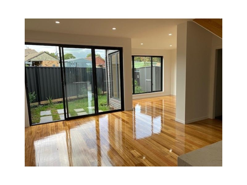 3/5 Milton Crescent, Heidelberg Heights VIC 3081