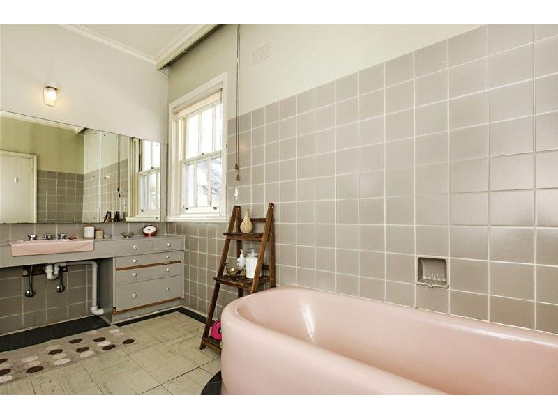 6 Sylvan Court, Ivanhoe VIC 3079