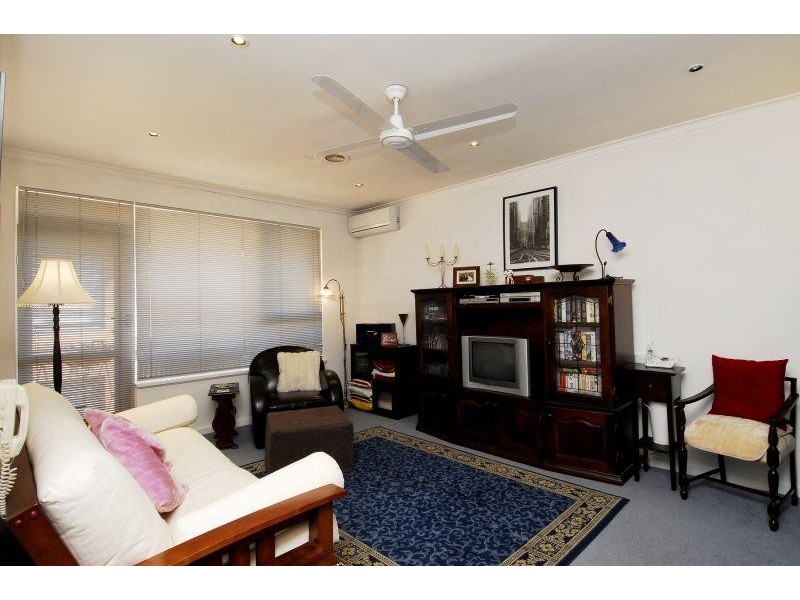 8/7 Rosedale Avenue, Glen Huntly VIC 3163