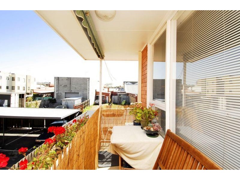 8/7 Rosedale Avenue, Glen Huntly VIC 3163