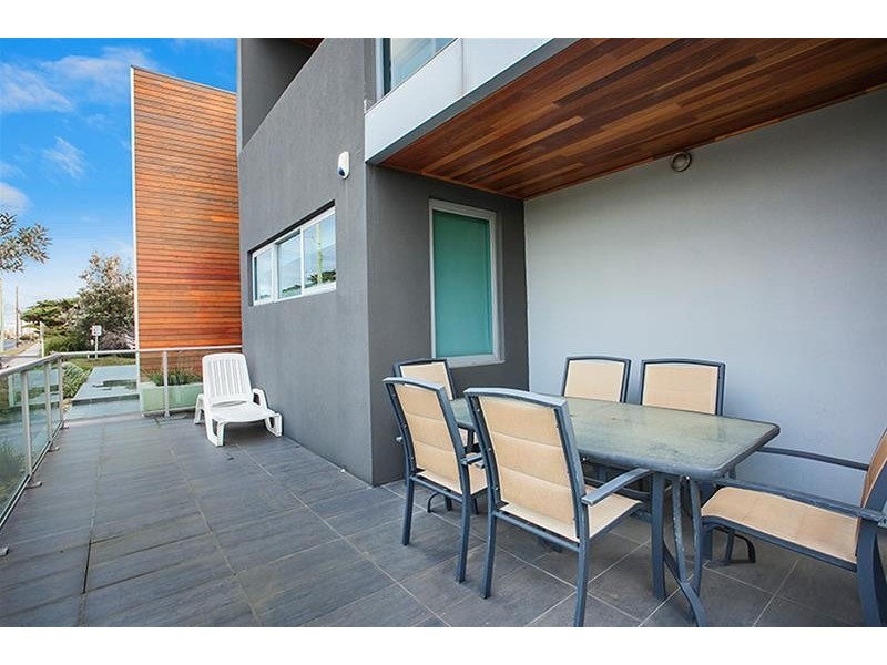 1/25 Nepean Highway, Aspendale VIC 3195