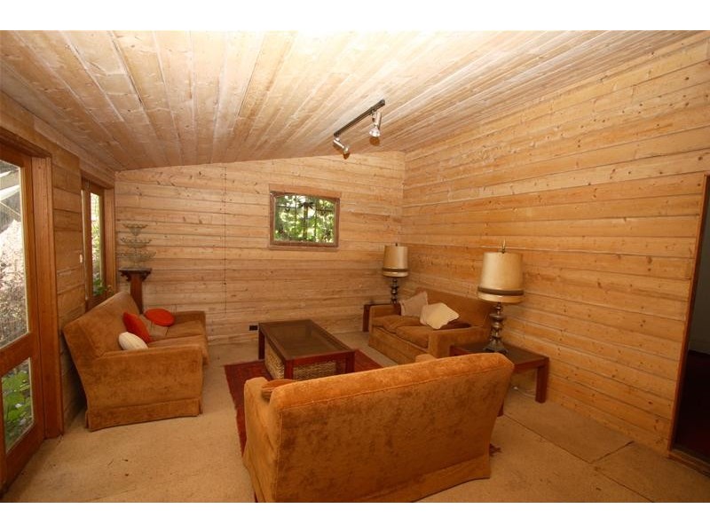 884 Hampton Street, Brighton VIC 3186