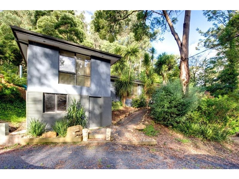 6 Hardy Street, Selby VIC 3159