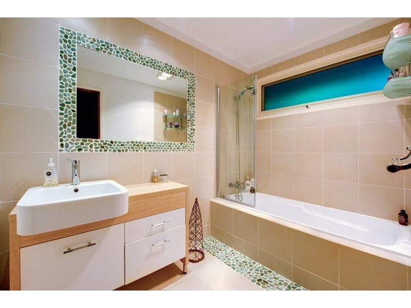 6 Hardy Street, Selby VIC 3159