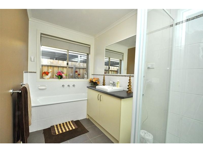 23 Hector Drive, Cranbourne VIC 3977