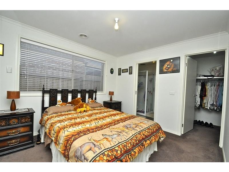 23 Hector Drive, Cranbourne VIC 3977