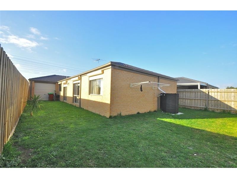 23 Hector Drive, Cranbourne VIC 3977