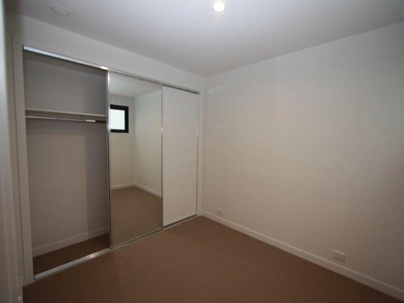 105/402-404 Dandenong Road, Caulfield North VIC 3161