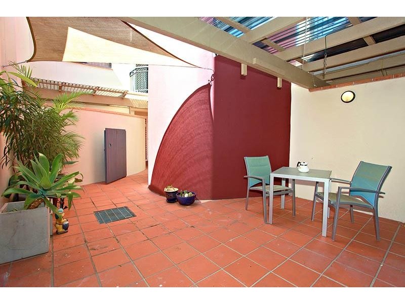 17/693 Brunswick Street, New Farm QLD 4005