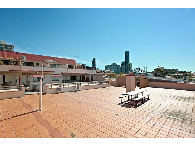 17/693 Brunswick Street, New Farm QLD 4005