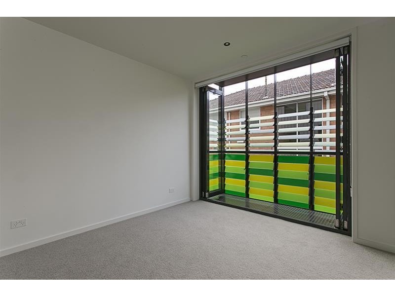 17 Ellesmere  Road, Prahran VIC 3181