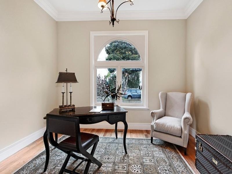 1A Roseberry Street, Hawthorn East VIC 3123