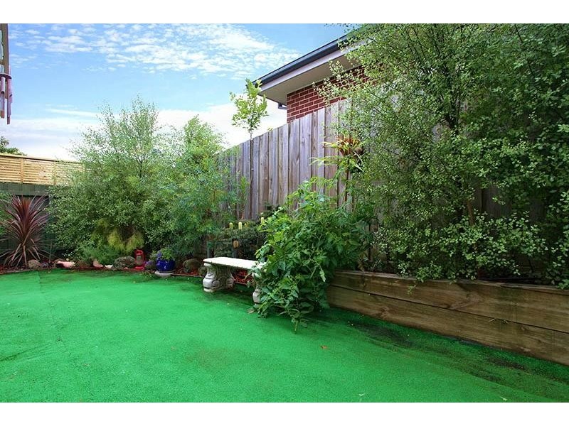 4 Dunoon Street, Mooroolbark VIC 3138