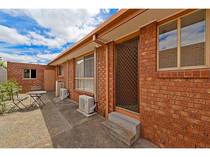 2/3 Pearl Street, Glenroy VIC 3046