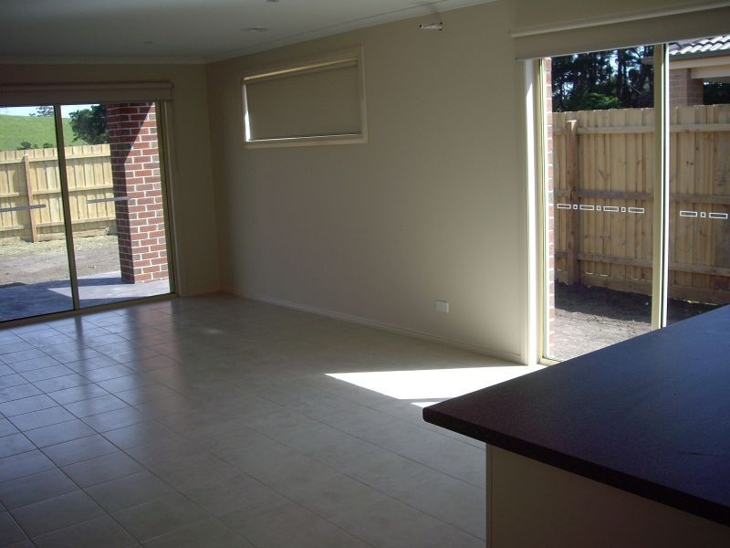 15 Melissa Way, Pakenham VIC 3810