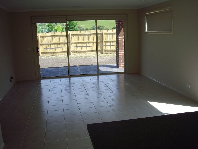 15 Melissa Way, Pakenham VIC 3810