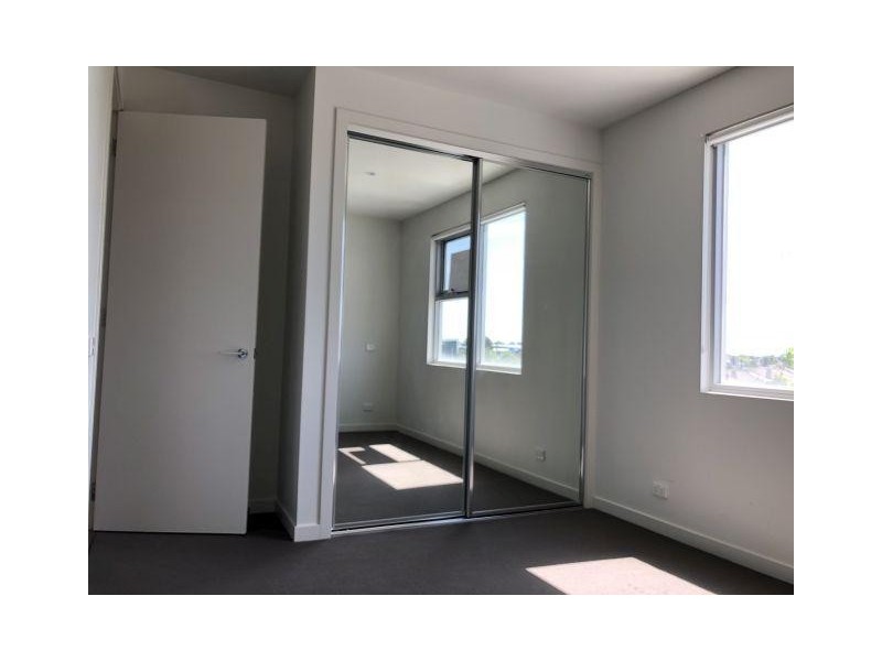 204/1 Mackie Road, Bentleigh East VIC 3165