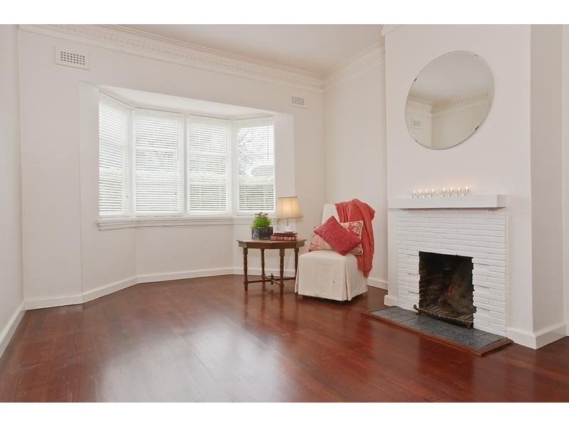 1/33 Greeves Street, St Kilda VIC 3182