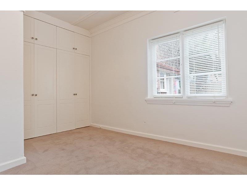 1/33 Greeves Street, St Kilda VIC 3182