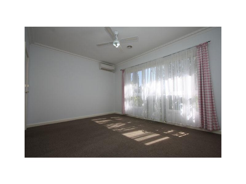 2a Dulcie Grove, Bentleigh VIC 3204