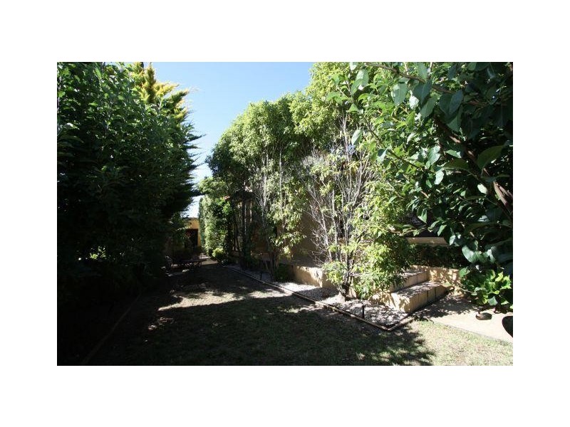 2a Dulcie Grove, Bentleigh VIC 3204