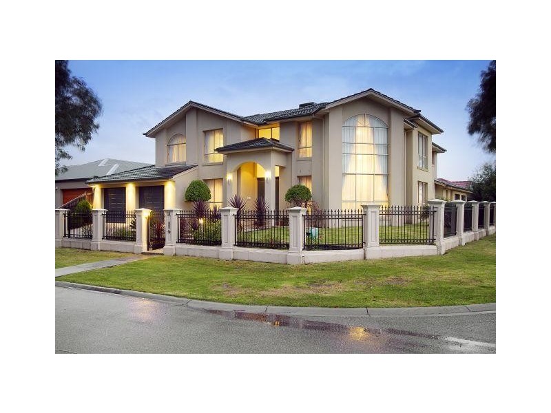 15 Ganaway Drive, Berwick VIC 3806