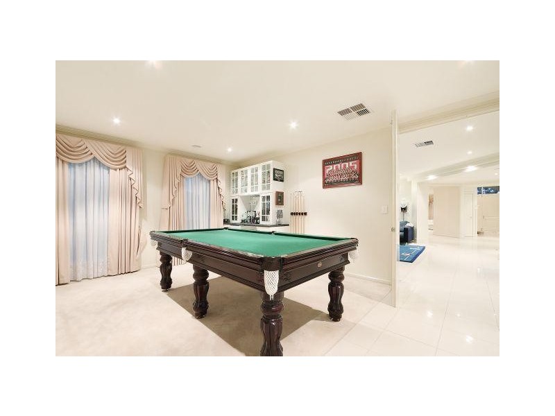 15 Ganaway Drive, Berwick VIC 3806