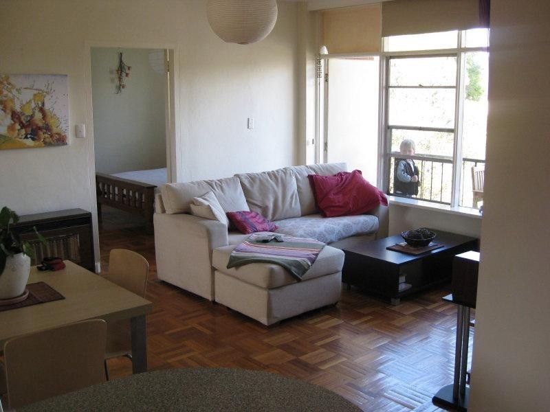 10/1 Yorston Court, Elsternwick VIC 3185